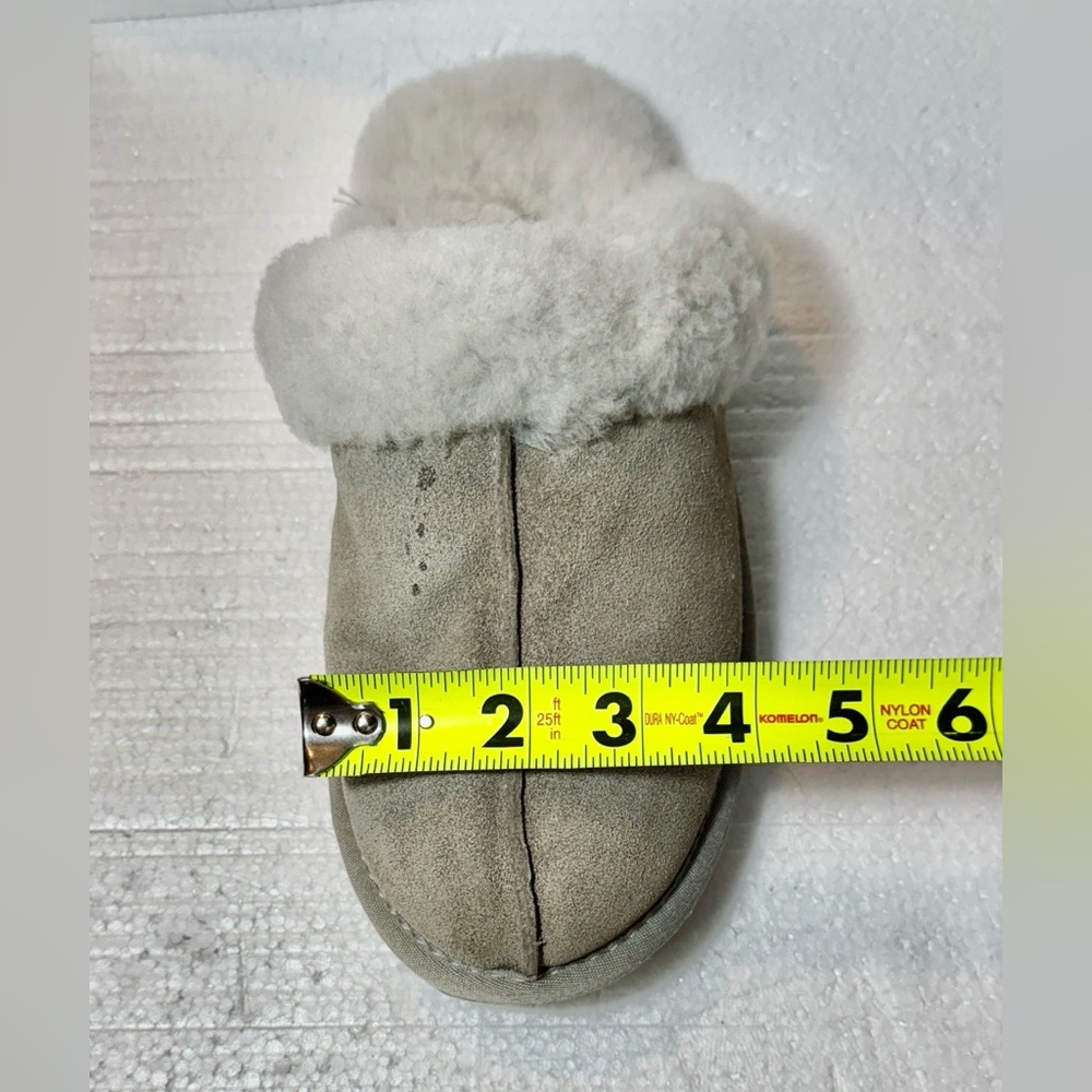 Quince Women's Cozy Grey Shearling Slippers - Picture 10 of 17